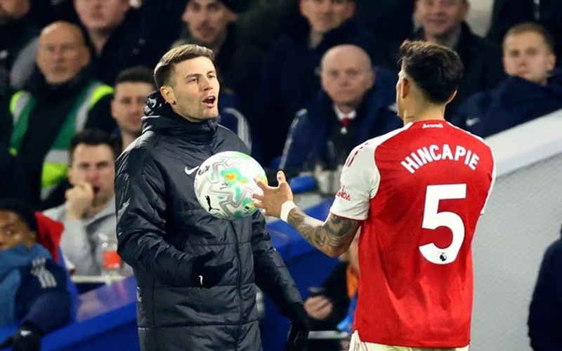 今年会体育深度专栏：阿森纳拒绝做“友谊小姐”——阿尔特塔的铁血实用主义正统治英超